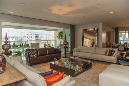 Sala  de apartamento à venda com 4 quartos, 385m² em Campo Belo, São Paulo