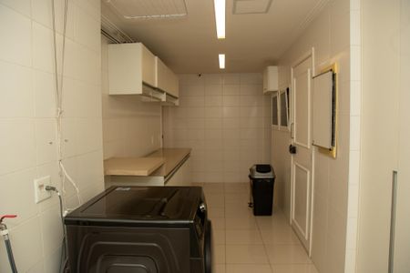 Apartamento à venda com 385m², 4 quartos e 5 vagasÁrea de Serviço