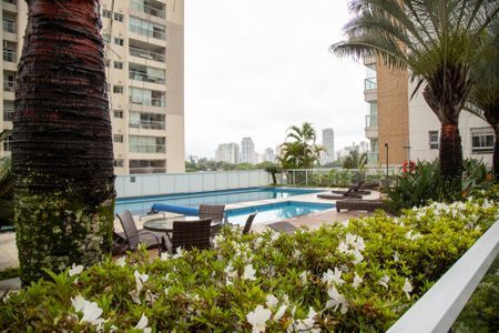 Apartamento à venda com 385m², 4 quartos e 5 vagasPiscina