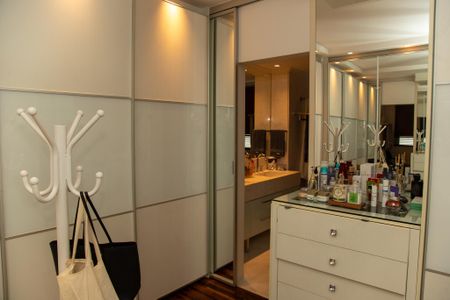 Apartamento à venda com 385m², 4 quartos e 5 vagasCloset da suíte