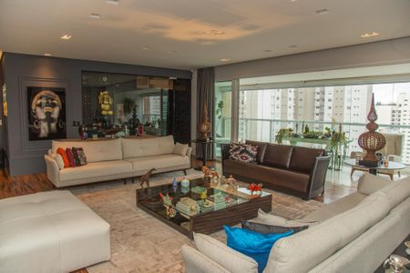 Sala  de apartamento à venda com 4 quartos, 385m² em Campo Belo, São Paulo