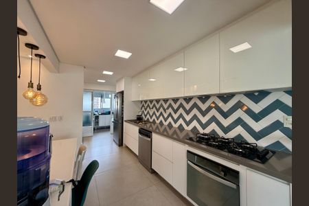 Apartamento à venda com 164m², 3 quartos e 3 vagasCozinha