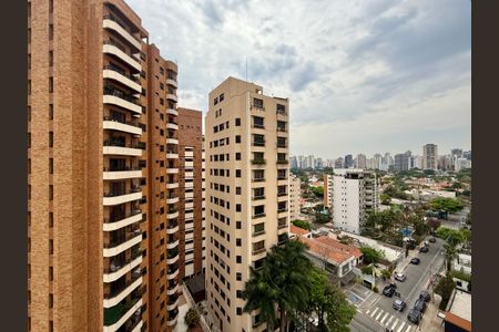Apartamento à venda com 164m², 3 quartos e 3 vagasVista