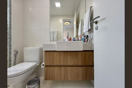 Apartamento à venda com 164m², 3 quartos e 3 vagasBanheiro Suíte 3