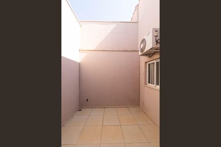 Casa à venda com 160m², 3 quartos e 4 vagasJardim de Inverno