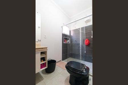 Casa à venda com 160m², 3 quartos e 4 vagasBanheiro da Suíte