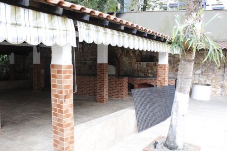 Apartamento à venda com 75m², 2 quartos e 1 vagaÁrea comum