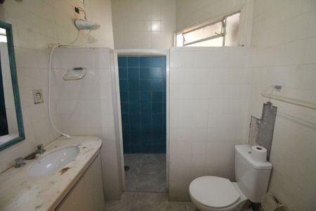 Casa para alugar com 630m², 4 quartos e 5 vagasBanheiro da Suíte 2