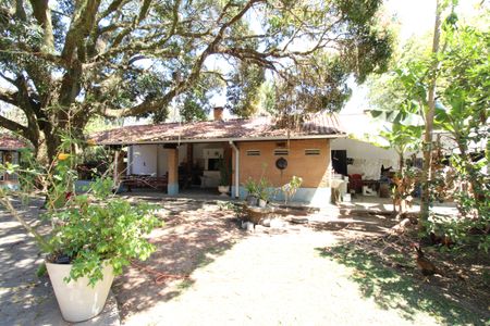 Casa para alugar com 630m², 4 quartos e 5 vagasÁrea Externa