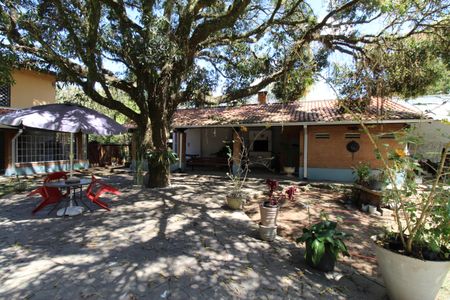 Casa para alugar com 630m², 4 quartos e 5 vagasÁrea Externa