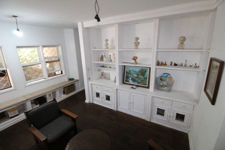 Casa para alugar com 630m², 4 quartos e 5 vagasSala 3