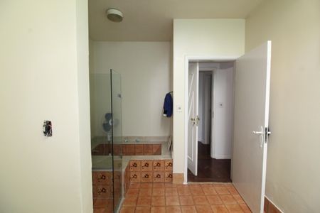 Casa para alugar com 630m², 4 quartos e 5 vagasBanheiro da Suíte 3