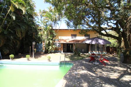 Casa para alugar com 630m², 4 quartos e 5 vagasÁrea Externa