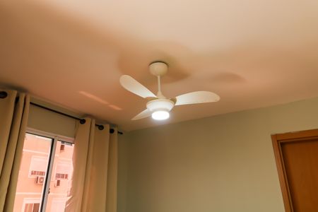 Sala de apartamento para alugar com 1 quarto, 45m² em Encantado, Rio de Janeiro