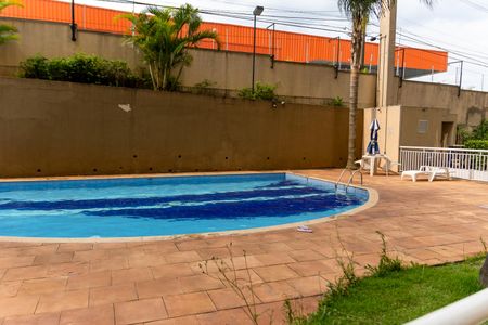 Apartamento para alugar com 57m², 2 quartos e 2 vagas Apartamento para alugar com 57m², 2 quartos e 2 vagasÁrea comum - Piscina