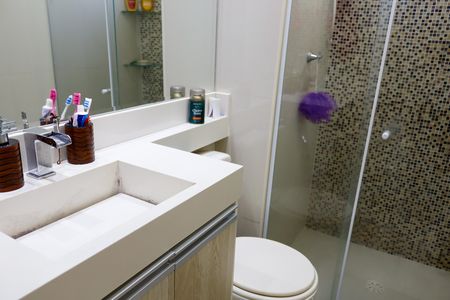 Apartamento para alugar com 57m², 2 quartos e 2 vagas Apartamento para alugar com 57m², 2 quartos e 2 vagasBanheiro
