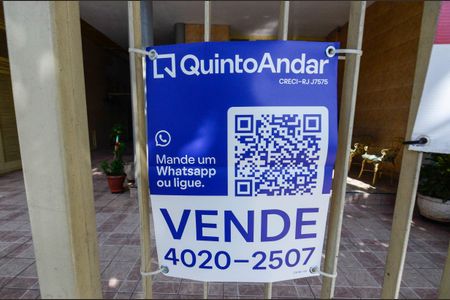Apartamento à venda com 62m², 2 quartos e 1 vagaPlaquinha