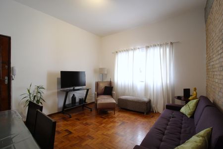 Apartamento para alugar com 90m², 3 quartos e 1 vagaSala