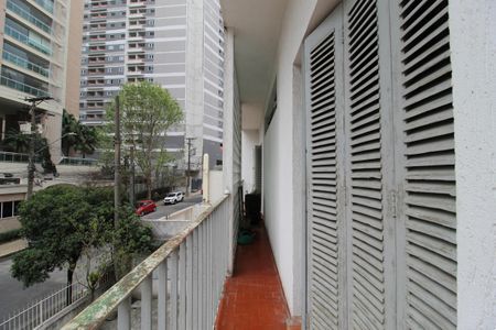 Apartamento para alugar com 90m², 3 quartos e 1 vagaVaranda