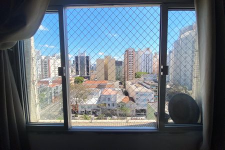 Vista da sala de estar de apartamento à venda com 1 quarto, 68m² em Pinheiros, São Paulo