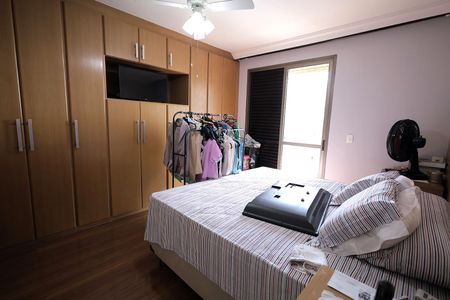 Apartamento à venda com 180m², 3 quartos e 3 vagas Apartamento à venda com 180m², 3 quartos e 3 vagasQuarto Suíte 3