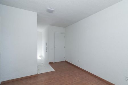 Sala de apartamento à venda com 2 quartos, 41m² em Rubem Berta, Porto Alegre