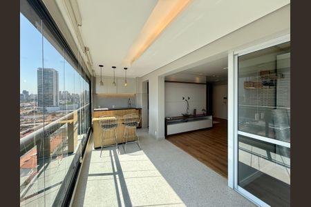 Apartamento à venda com 70m², 2 quartos e 2 vagasVaranda