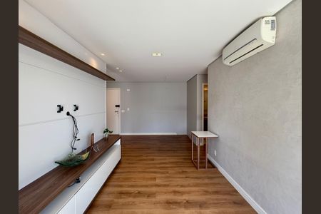 Sala de apartamento à venda com 2 quartos, 70m² em Chácara Santo Antônio (zona Sul), São Paulo