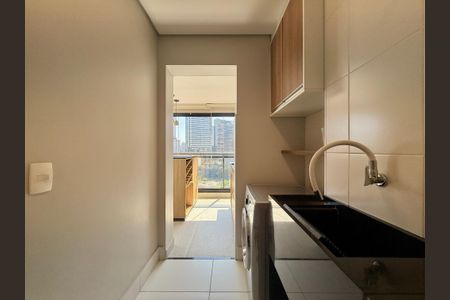 Apartamento à venda com 70m², 2 quartos e 2 vagasÁrea de Serviço