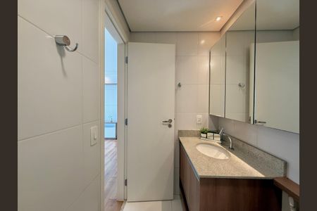 Apartamento à venda com 70m², 2 quartos e 2 vagasBanheiro Social