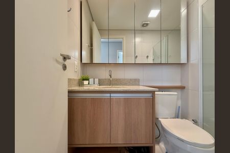 Apartamento à venda com 70m², 2 quartos e 2 vagasBanheiro Social