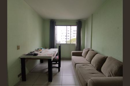 Apartamento à venda com 65m², 2 quartos e 1 vagaSala