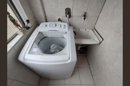 Apartamento à venda com 65m², 2 quartos e 1 vagaÁrea de Serviço