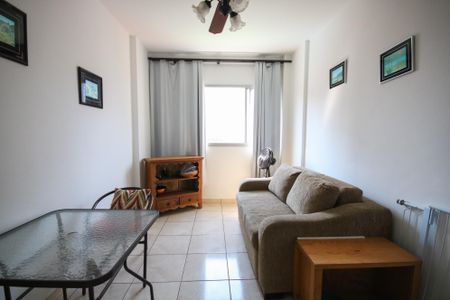 Sala de apartamento para alugar com 1 quarto, 63m² em Aviação, Praia Grande