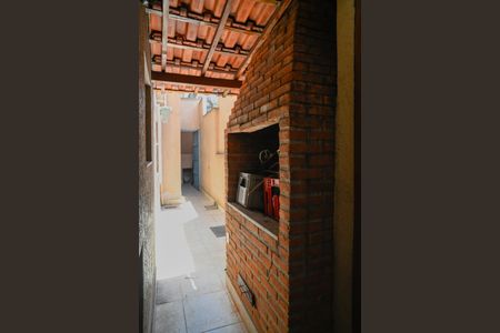 Casa à venda com 250m², 3 quartos e 2 vagas Casa à venda com 250m², 3 quartos e 2 vagasChurrasqueira