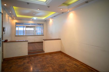 Casa à venda com 250m², 3 quartos e 2 vagas Casa à venda com 250m², 3 quartos e 2 vagasSala