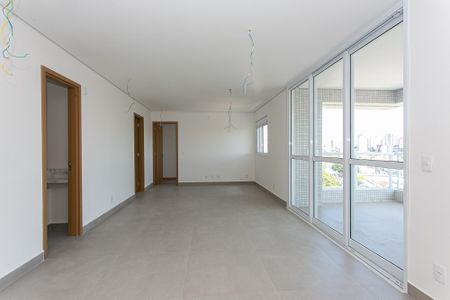 Apartamento para alugar com 81m², 2 quartos e 2 vagasSala