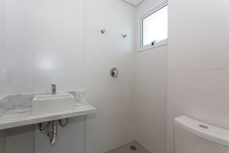 Apartamento para alugar com 81m², 2 quartos e 2 vagasBanheiro do Quarto 1