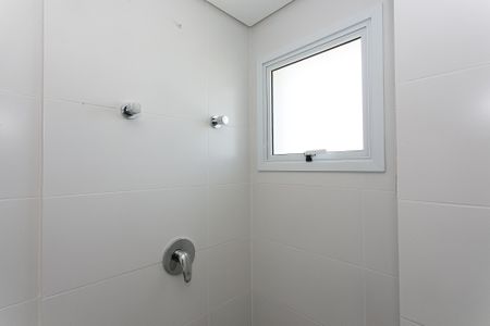 Apartamento para alugar com 81m², 2 quartos e 2 vagasBanheiro do Quarto 1