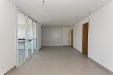 Apartamento para alugar com 81m², 2 quartos e 2 vagasSala