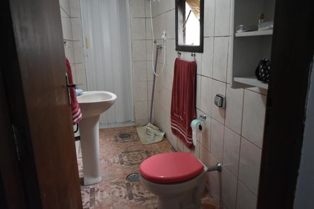 Casa à venda com 299m², 4 quartos e 1 vagaBanheiro da Suíte