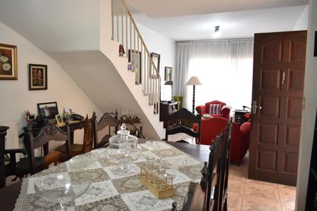 Casa à venda com 299m², 4 quartos e 1 vagaSala