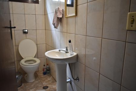 Casa à venda com 299m², 4 quartos e 1 vagaLavabo