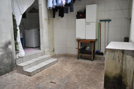 Casa à venda com 299m², 4 quartos e 1 vagaQuintal