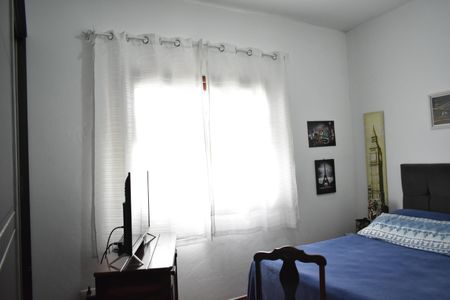 Casa à venda com 299m², 4 quartos e 1 vagaQuarto 1