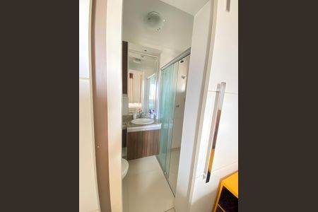 Banheiro de apartamento à venda com 3 quartos, 78m² em Vila das Merces, São Paulo