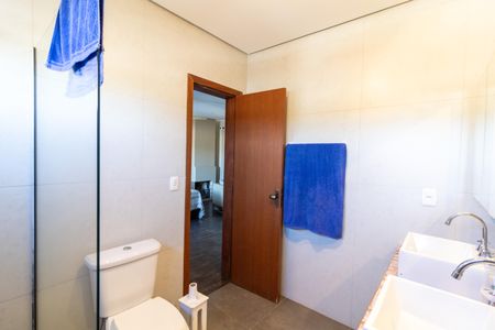 Casa de condomínio à venda com 175m², 3 quartos e 1 vagaBanheiro da Suíte 3