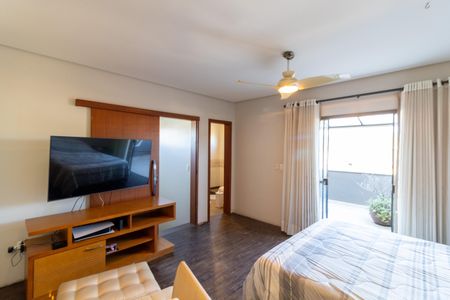 Casa de condomínio à venda com 175m², 3 quartos e 1 vagaSuíte 3