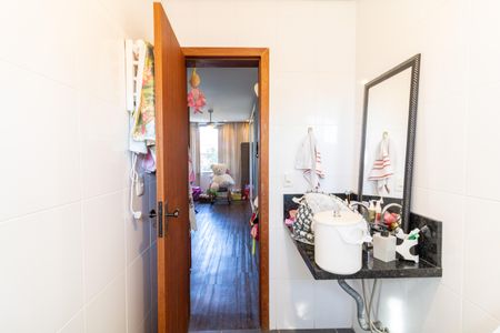 Casa de condomínio à venda com 175m², 3 quartos e 1 vagaBanheiro da Suíte 2