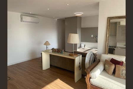Foto 03 de apartamento à venda com 1 quarto, 60m² em Santo Amaro, São Paulo